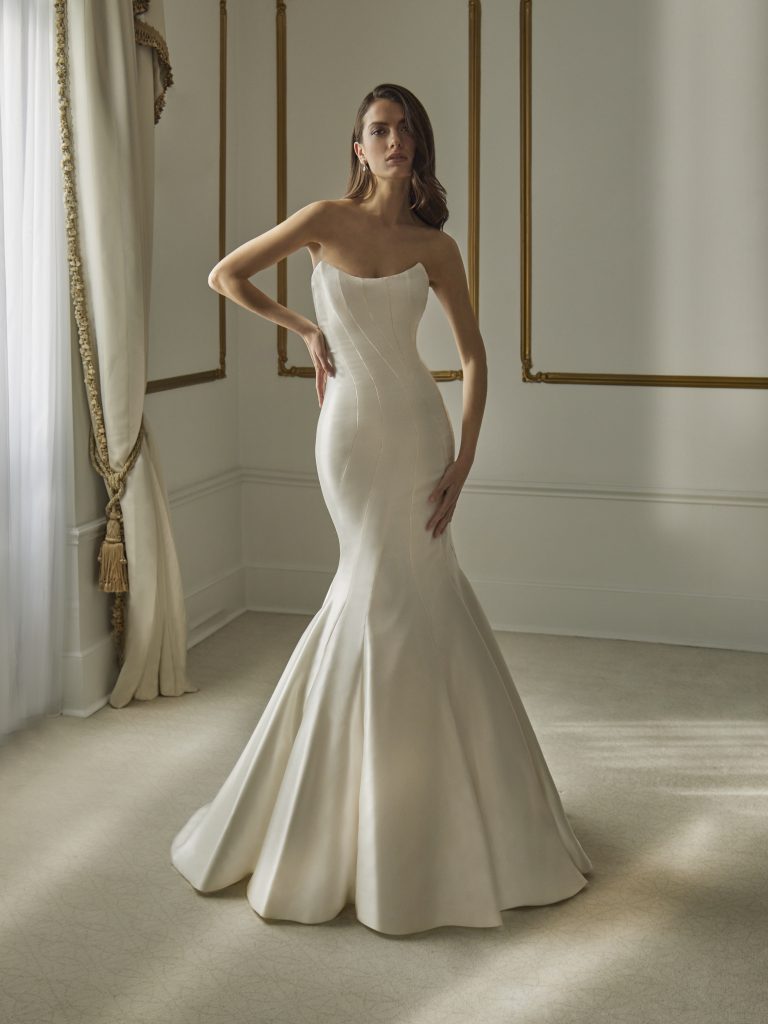 マーメイド｜ウエディングドレス｜PRONOVIAS（プロノビアス）の
